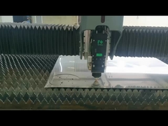 生産効率を向上させるため,真空炉,レーザー切削のためのモリブデンスクリーンの大量生産